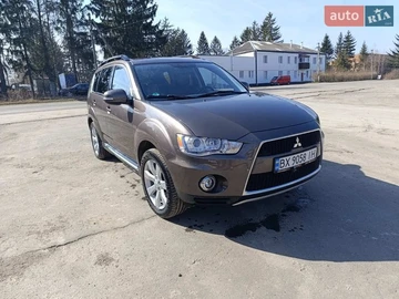 Авто Mitsubishi Outlander 2012 № 8608588