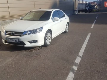 Авто Honda Accord 2013 № 8608900