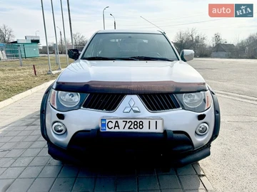 Авто Mitsubishi L 200 2008 № 8608915