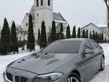 Авто BMW 5 Series 2012 № 8608932