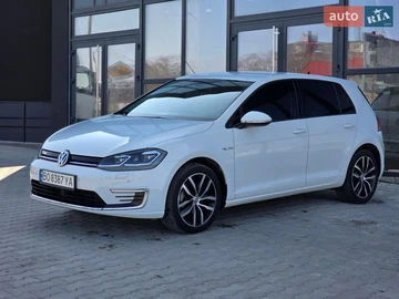 Авто Volkswagen E-Golf 2020 № 8608933