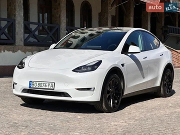 Авто Tesla Model Y 2022 № 8608987