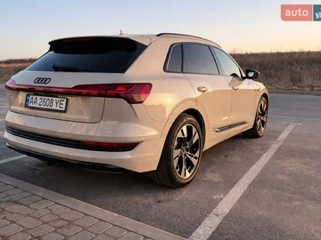 Авто Audi E-Tron 2021 № 8609014