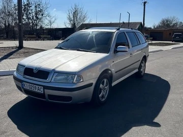 Авто Skoda Octavia 2004 № 8609211
