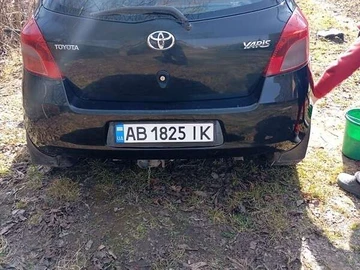 Авто Toyota Yaris 2006 № 8609228