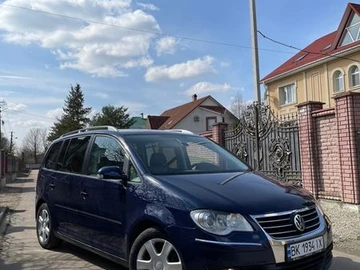 Авто Volkswagen Touran 2007 № 8609267