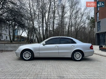 Авто Mercedes E-Class 2002 № 8609282