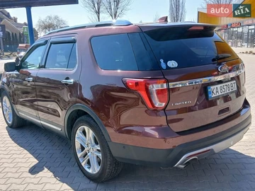 Авто Ford Explorer 2015 № 8609327