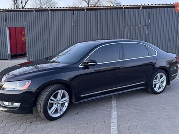 Авто Volkswagen Passat 2011 № 8609333