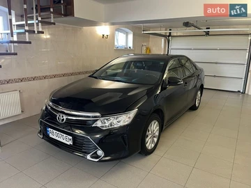 Авто Toyota Camry 2017 № 8609595
