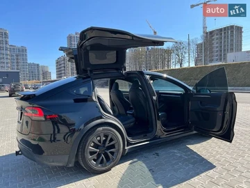 Авто Tesla Model X 2022 № 8609636