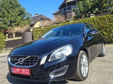 Авто Volvo V60 2013 № 8610043