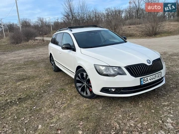 Авто Skoda Superb 2013 № 8610075