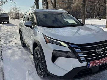 Авто Nissan Rogue 2024 № 8610288