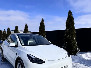 Авто Tesla Model Y 2023 № 8610293