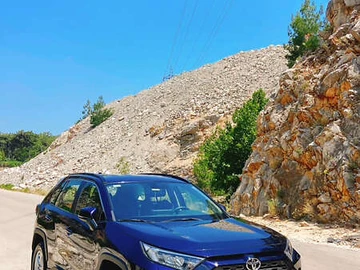 Авто Toyota Rav4 2019 № 8610295