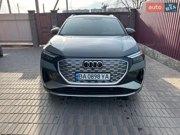 Авто Audi Q4 E-Tron 2023 № 8610308