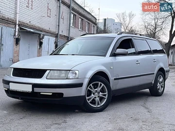 Авто Volkswagen Passat 2000 № 8610395