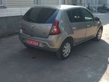 Авто Dacia Sandero 2009 № 8610416