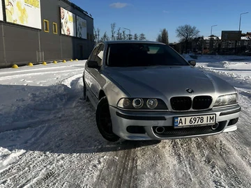Авто BMW 5 Series 1999 № 8610592