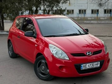 Авто Hyundai I20 2010 № 8610613