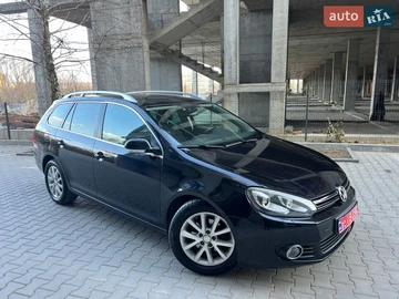 Авто Volkswagen Golf 2010 № 8610696