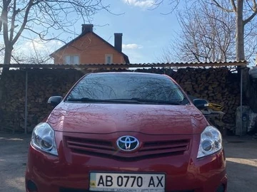 Авто Toyota Auris 2010 № 8610735
