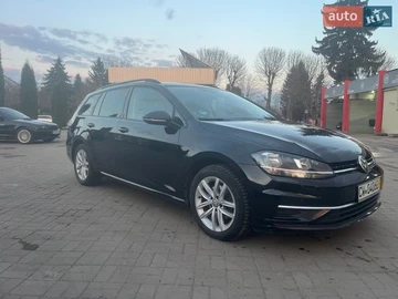 Авто Volkswagen Golf 2019 № 8610833