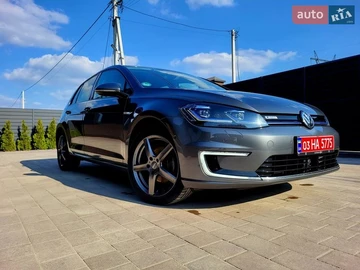 Авто Volkswagen E-Golf 2018 № 8610847