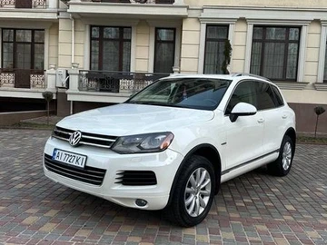 Авто Volkswagen Touareg 2011 № 8611024