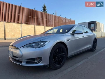 Авто Tesla Model S 2015 № 8611033