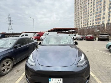 Авто Tesla Model Y 2023 № 8611162