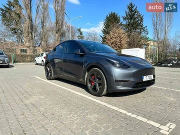 Авто Tesla Model Y 2023 № 8611175