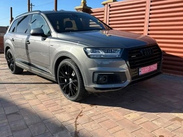Авто Audi Q7 2016 № 8611204