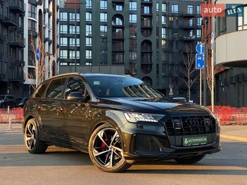 Авто Audi Q7 2023 № 8611223