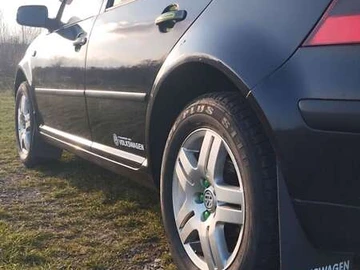 Авто Volkswagen Golf 2002 № 8611493