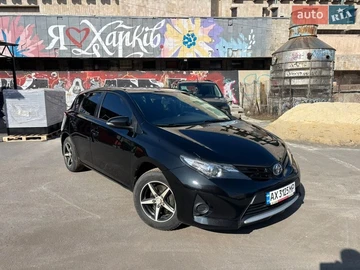 Авто Toyota Auris 2013 № 8611692