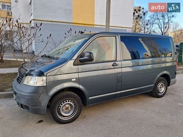 Авто Volkswagen Transporter 2009 № 8611712