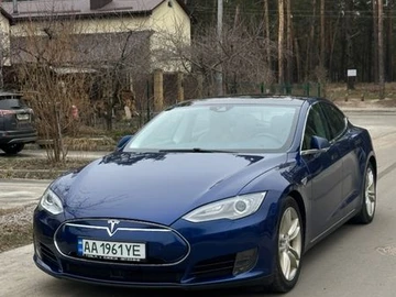 Авто Tesla Model S 2015 № 8611753