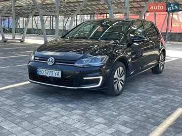 Авто Volkswagen E-Golf 2017 № 8611758
