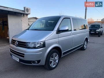Авто Volkswagen Transporter 2009 № 8611795