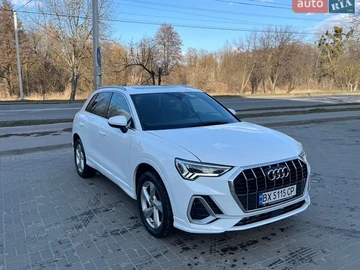 Авто Audi Q3 2019 № 8611923