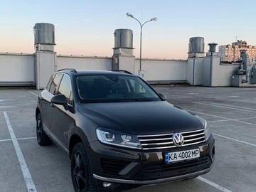 Авто Volkswagen Touareg 2017 № 8611946