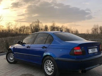 Авто BMW 3 Series 2004 № 8611994
