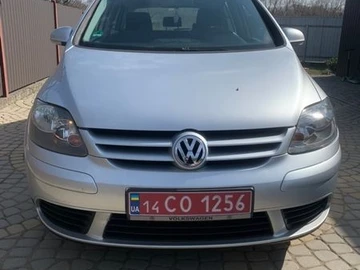 Авто Volkswagen Golf Plus 2005 № 8612222