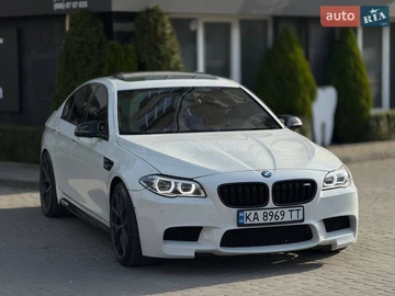 Авто BMW 5 Series 2014 № 8612399