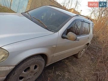 Авто Mercedes M-Class 2001 № 8612473