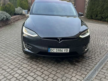 Авто Tesla Model X 2018 № 8612700