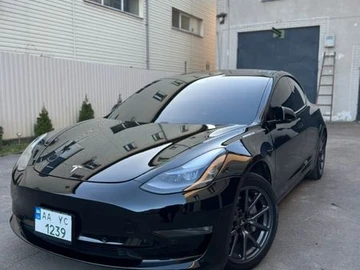 Авто Tesla Model 3 2019 № 8613030