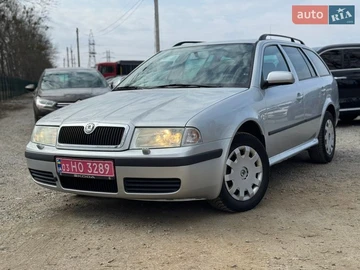 Авто Skoda Octavia 2003 № 8613091